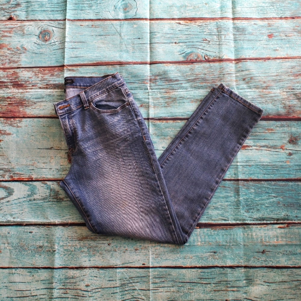 Calvin Klein Slim Boyfriend Jeans size 6/28